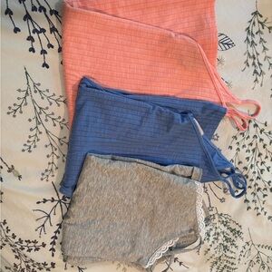 LOFT Textured tanks top set of 3 NWOT